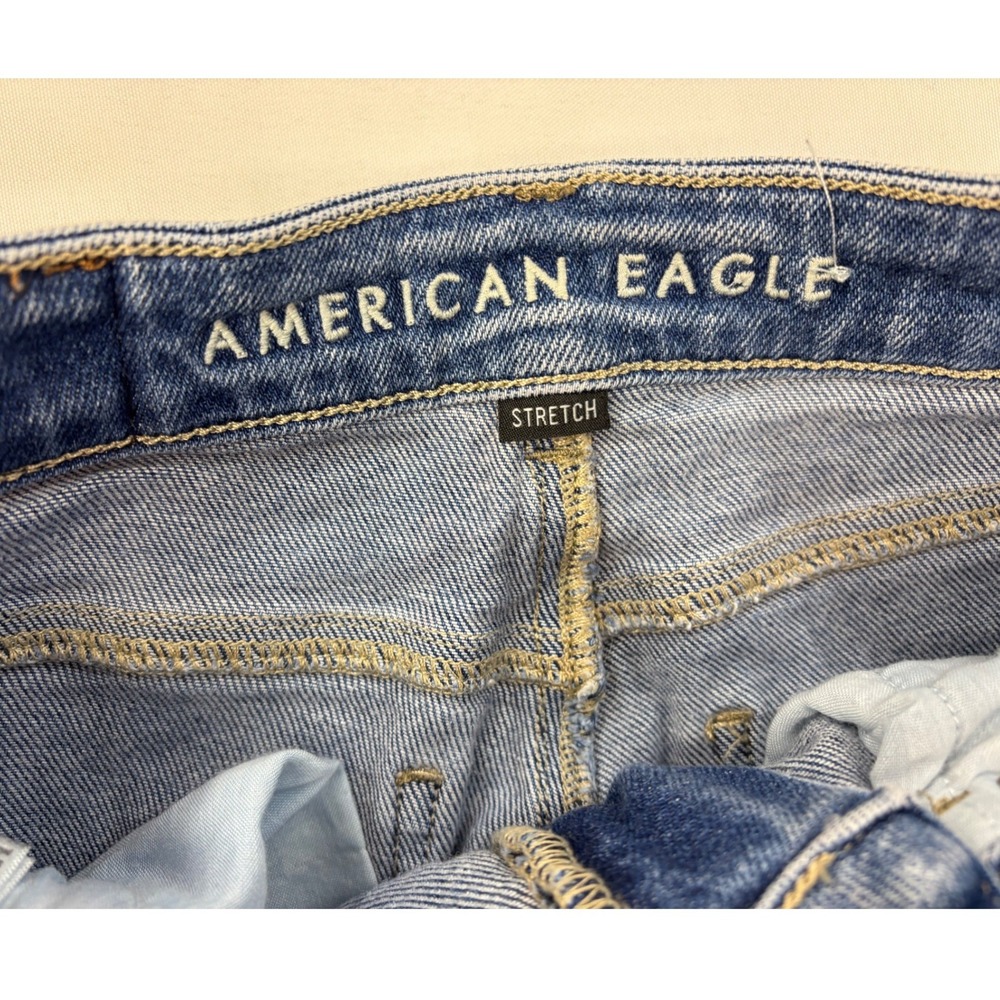 AMERICAN EAGLE Womens Mom Jean Distressed Stretch High Rise Blue Denim Size 00 - Picture 7 of 10